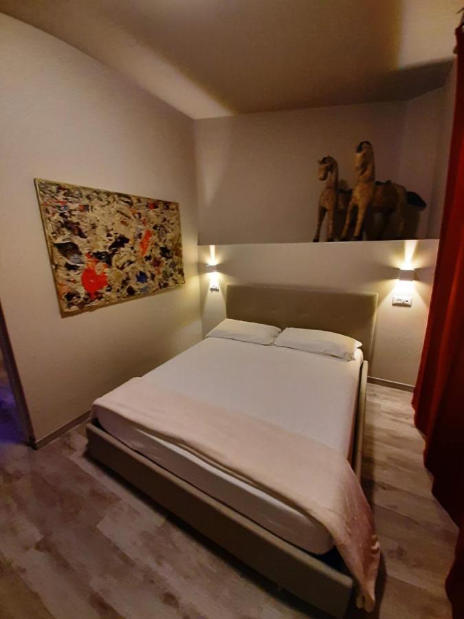 Hotel & Ristorante L'Angoletto In Selci Selci  Eksteriør bilde